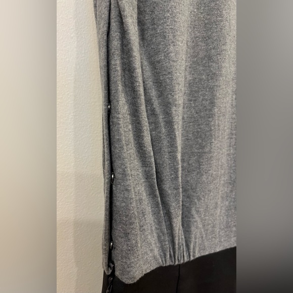 Banana Republic Gray and Black Skirt-Illusion Dress, size 4 - Picture 5 of 7